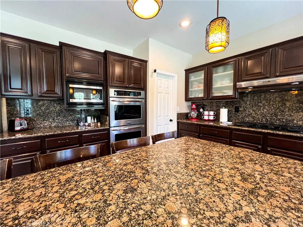 14207 Ashton Lane, Riverside, California 92508 home-pic-6